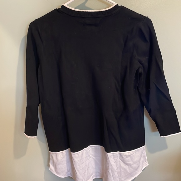 Karl Lagerfeld Paris size medium sweater - Picture 3 of 4